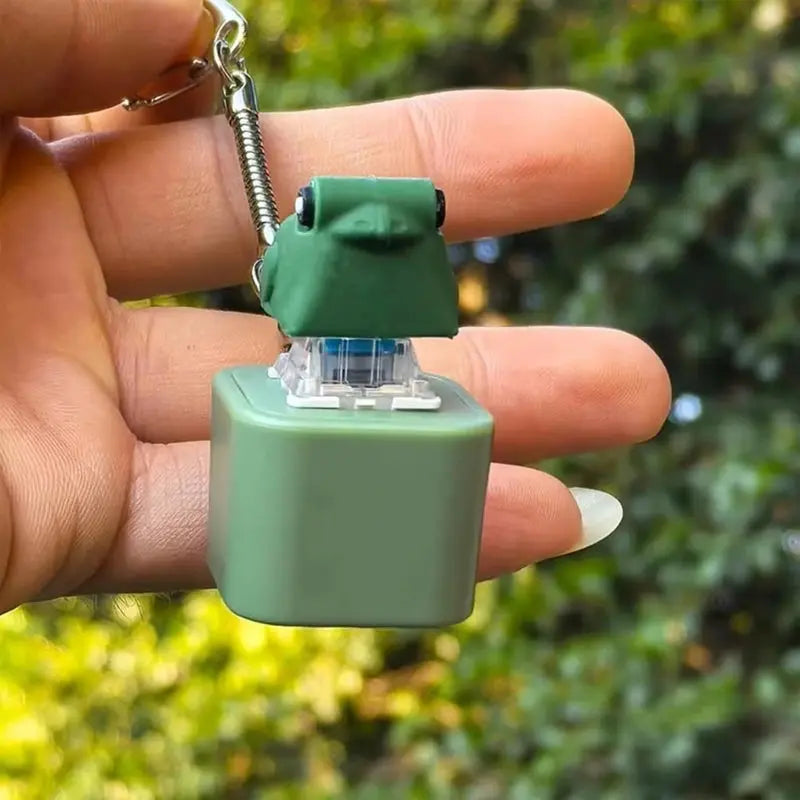Croaking Frog Fidget Keychain – Rechargeable Light-Up Stress Reliever