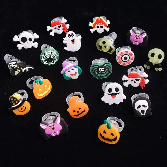 "20/50pcs Halloween LED Rings – Spooky glowing fun for kids’ parties & trick-or-treat!"